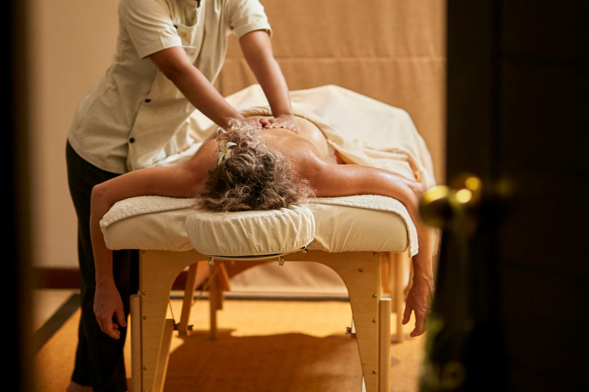 Five Things to Do on Your Honeymoon